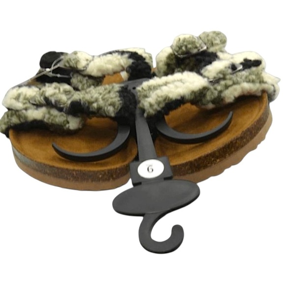 NWT R2 Bernette Camo Faux Fur Sherpa Slides Size 9 Cozy Birkenstock Style - Picture 7 of 10